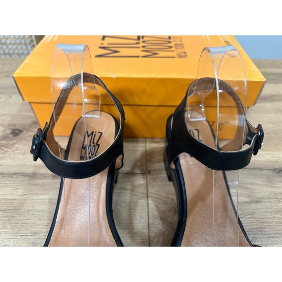 Miz Mooz NYC Gillie Block Heel Platform Sandal Black Leather Size 9/9.5 US 40 EU - Picture 7 of 13